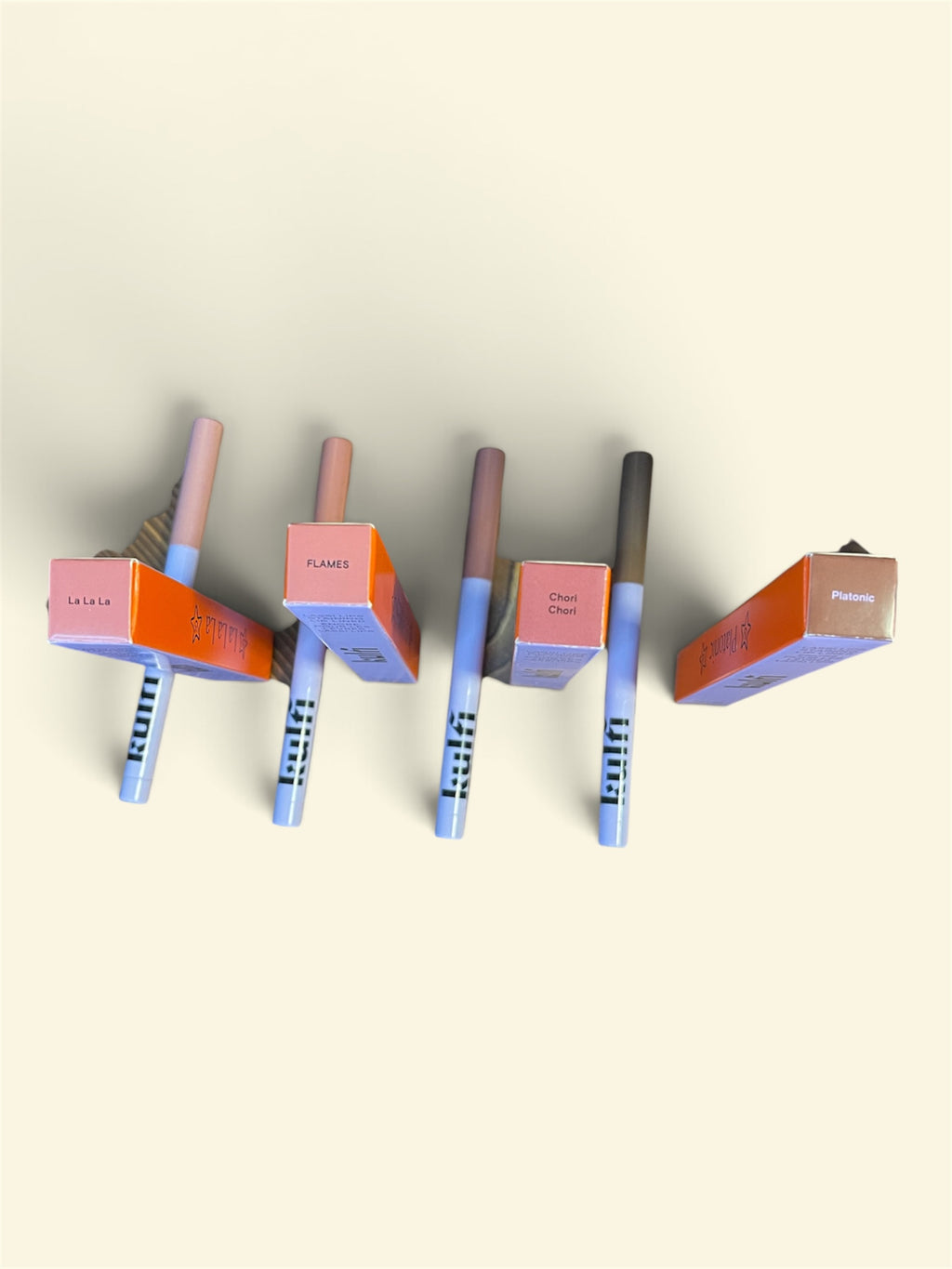 Kulfi Lassi Lips Staining Lip Liner – Long-Wear Creamy Lip Liner
